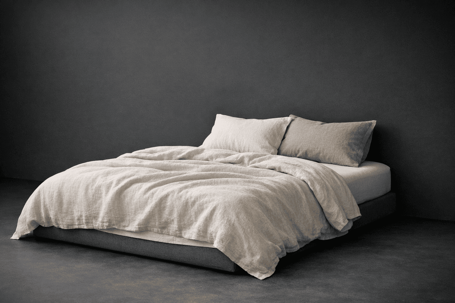 NOIR luxury linen bed hero composition
